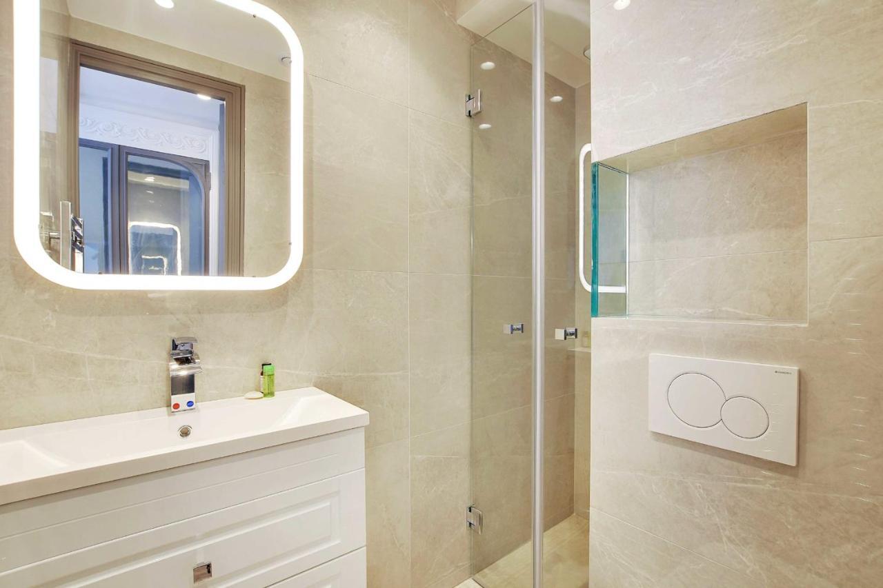 Magnifique Appartement - 2Br - 6P - Place De L'Etoile Παρίσι Εξωτερικό φωτογραφία